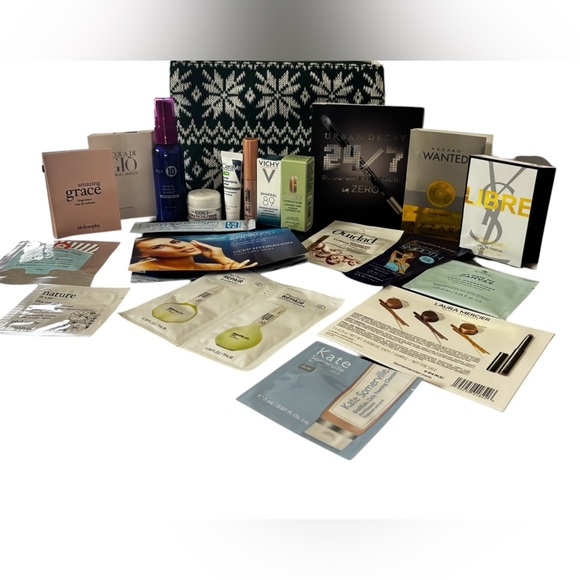 Ulta Beauty Makeup Snowflake Sweater Knit Bag w Sealed Items Extra Facial Masks - Picture 5 of 10